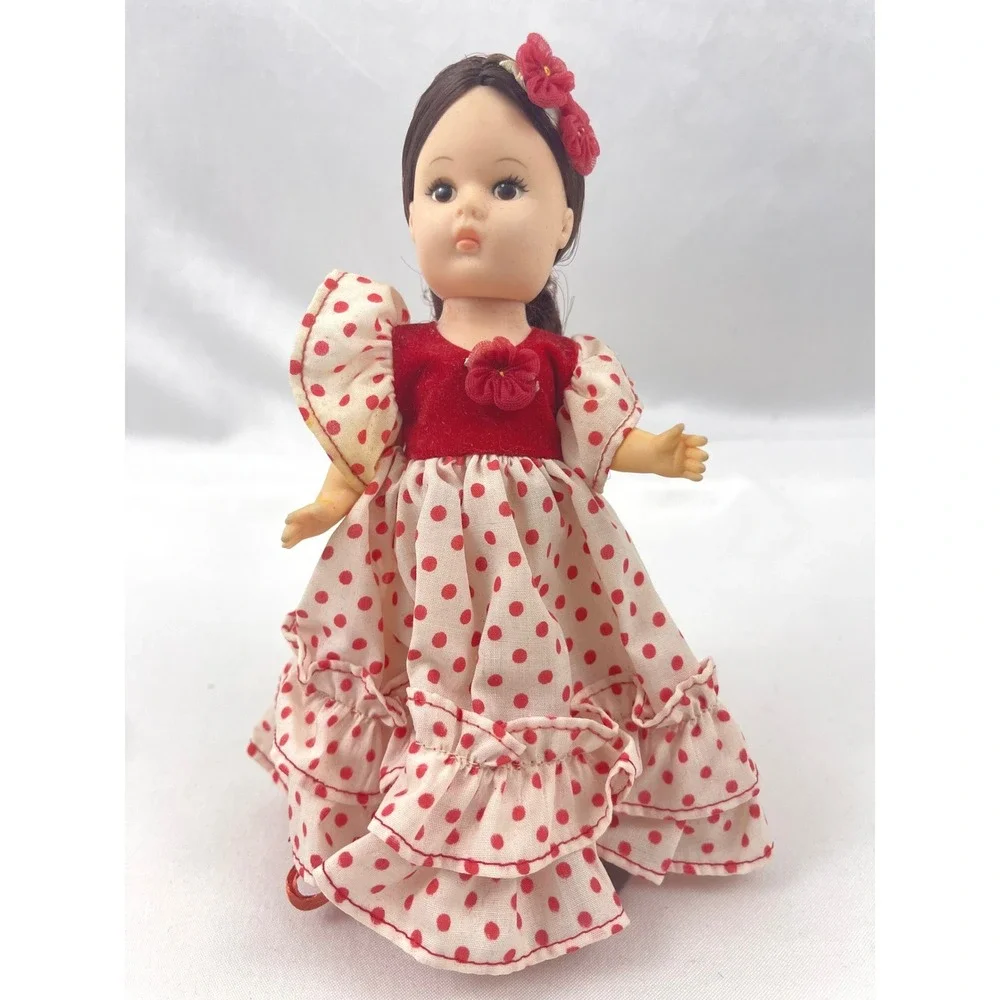 Vogue Dolls Spanish Girl Doll Red Polka Dot Dress Vintage‎ Collectible